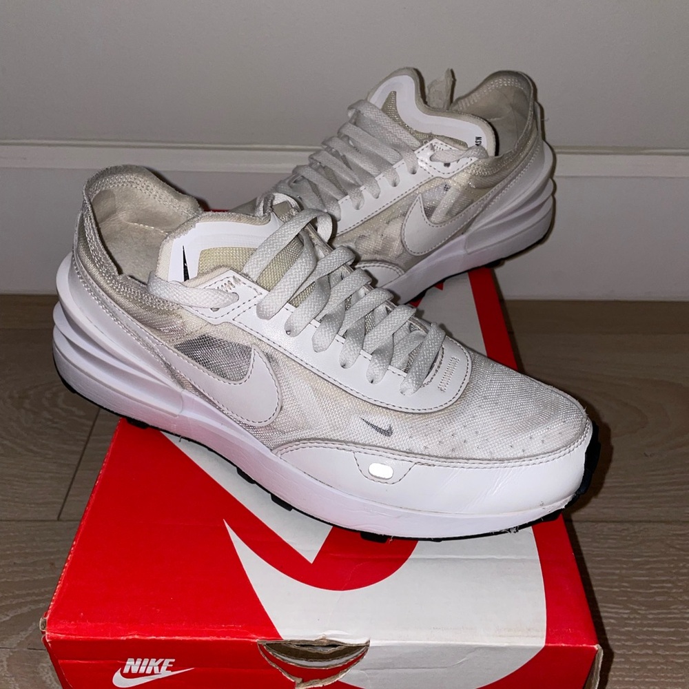 Nike waffle one